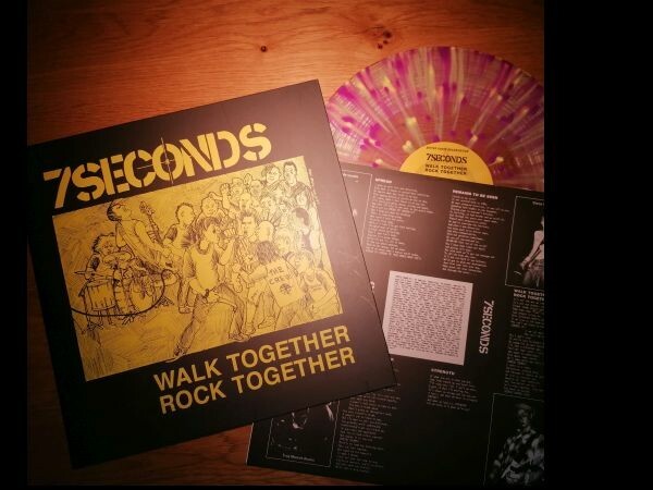 7 SECONDS – walk together, rock together (deluxe re-issue) (LP Vinyl)