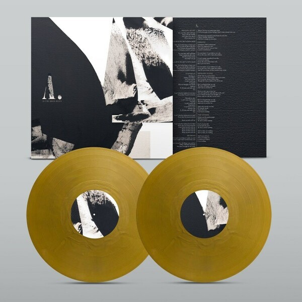 Cover A.A. WILLIAMS, as the moon rests (gold vinyl)