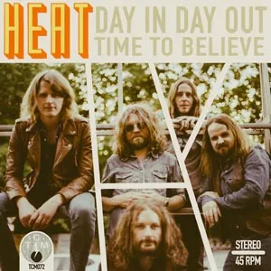 HEAT – day in day out (7" Vinyl)