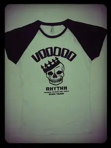 VOODOO RHYTHM – baseball skull logo (girl) white (Textil)