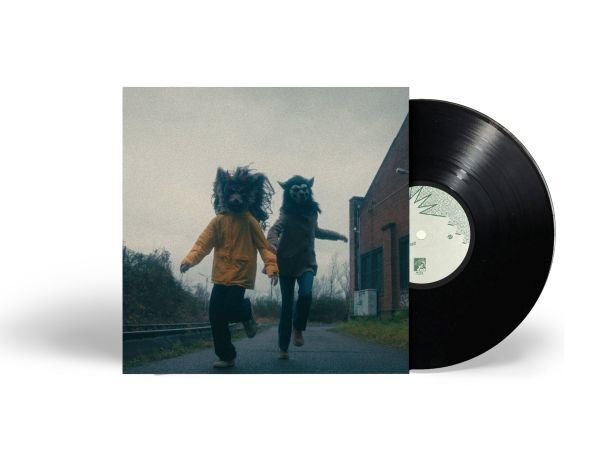 BETWEEN BODIES, hands to hold each other (LP)